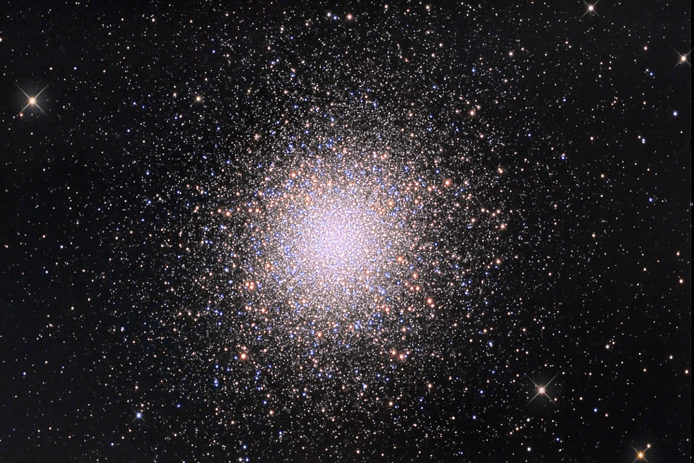 Amas M13 Hercule © M. Burali, T. Capecchi, M. Mancini Amas M13 Hercule © M. Burali, T. Capecchi, M. Mancini